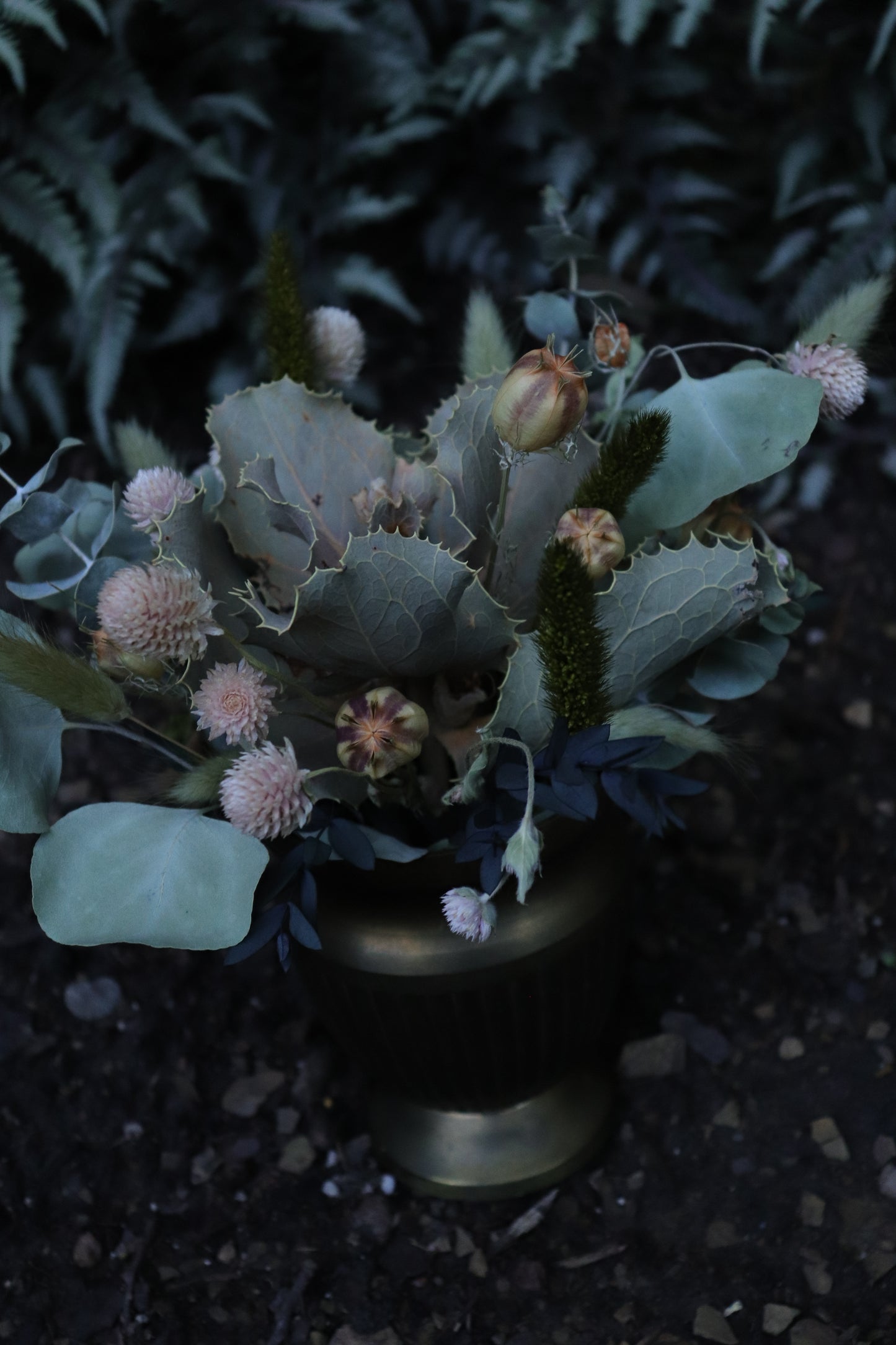 Urn Floral arrangement